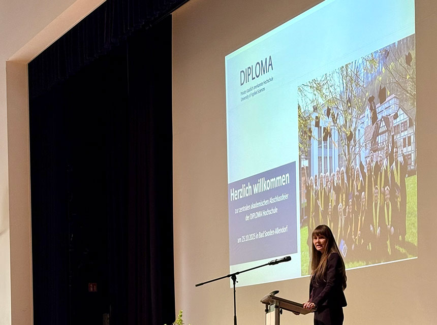 Rede von Prof. Dr. Michaela Zilling, Präsidentin der DIPLOMA Hochschule, bei der Abschlussfeier im Oktober 2025.