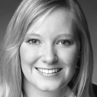 Portrait DIPLOMA Absolventin Vera Ungruhe