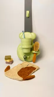 Modell eines Bären in Grün hochwertig fotografiert