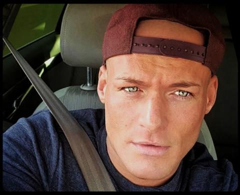 Portrait des Studierenden Ralf Hinrichs.